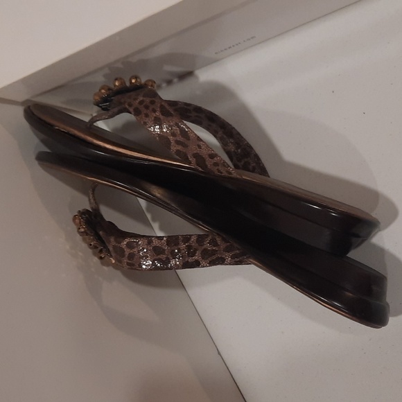 🔴Nine West thong sandal euc - Picture 4 of 8